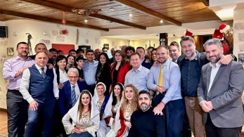 Μια υπέροχη κρητική βραδιά με οικοδεσπότη τον Λευτέρη Αυγενάκη