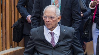 Λίγα λόγια για τον Σόιμπλε και τους λίγους statesmen της Ευρώπης...