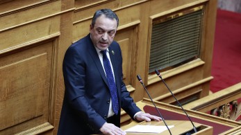 Ακροδεξιές τσιρίδες Στίγκα για Βελόπουλο