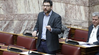 Nάσος Ηλιόπουλος: σκουριασμένες ιδέες με περιτύλιγμα... νεότητας