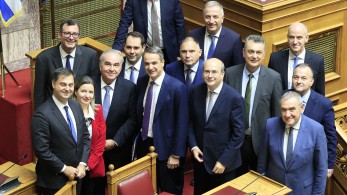 Οι αυξήσεις που φέρνει ο νέος προϋπολογισμός - Ο πρώτος με επενδυτική βαθμίδα