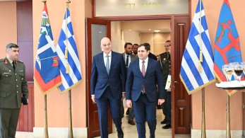 Νίκος Δένδιας: συνάντησε τον Αρμένιο ομόλογό του - Υπέγραψαν Συμφωνία στον Στρατιωτικό-Τεχνικό τομεά