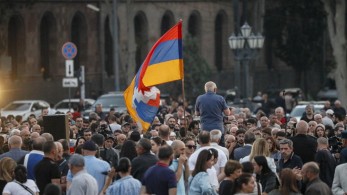 Αρμενία: ένοπλη επίθεση σε αστυνομικό τμήμα στο Γερεβάν