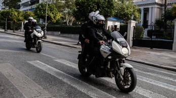 Ελληνική Αστυνομία: πρωτοχρονιάτικο βίντεο αφιερωμένο στους συναδέλφους τους που έφυγαν από τη ζωή