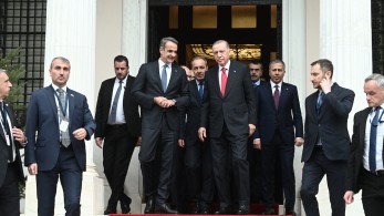 Πολύκαρπος Αδαμίδης στο «Μανιφέστο»: Περί των σοβαρών θεμάτων