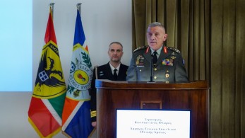 Αποκαλυπτικός Φλώρος για την κρίσιμη απειλή το 2020 στον Έβρο: «Θα είχαμε 100.000 μετανάστες» Αποκαλυπτικός Φλώρος για την κρίσιμη απειλή το 2020 στον Έβρο: «Θα είχαμε 100.000 μετανάστες»