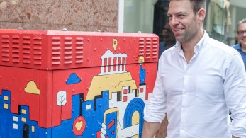 Τα ελληνικά του Κασσελάκη