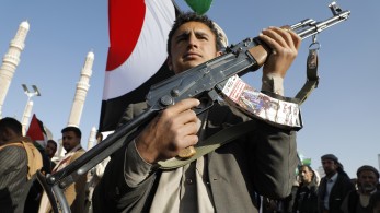 Ο αμερικανικός στρατός εξαπέλυσε 5 επιδρομές σε περιοχές των Χούθι