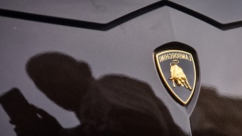 Η Lamborghini γράφει ιστορία: καθιερώνει 4ήμερη εργασία, αυξάνει μισθούς και επιδόματα