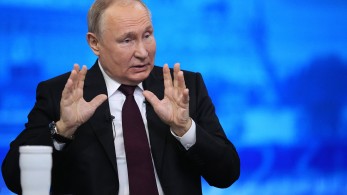 Συνάντηση Πούτιν με τον σουλτάνο του Ομάν για το πυρηνικό πρόγραμμα του Ιράν