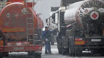 Ρωσία: η κυβέρνηση θα εντείνει τις περικοπές των βαρελιών πετρελαίου