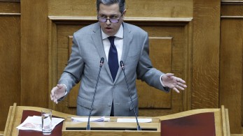 Σ. Κεδίκογλου για Δραγασάκη: «Δεν θα τον απαξίωνα - Θα αισθανόμουν πάρα πολύ "βαρύ" το στυλό για να γράψω τέτοια πράγματα» Σ. Κεδίκογλου για Δραγασάκη: «Δεν θα τον απαξίωνα - Θα αισθανόμουν πάρα πολύ "βαρύ" το στυλό για να γράψω τέτοια πράγματα»