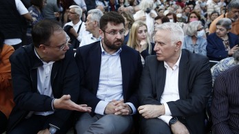 Επιμένουν Ζαχαριάδης, Θεοχαρόπουλος, Ραγκούσης για ένταξη του ΣΥΡΙΖΑ στους ευρωσοσιαλιστές Επιμένουν Ζαχαριάδης, Θεοχαρόπουλος, Ραγκούσης για ένταξη του ΣΥΡΙΖΑ στους ευρωσοσιαλιστές