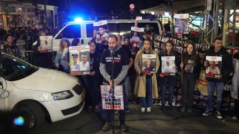 Ισραήλ: συγγενείς ομήρων της Χαμάς εισέβαλαν στο κοινοβούλιο
