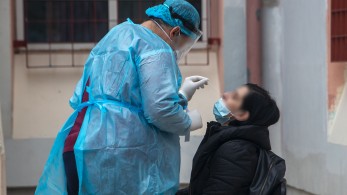 ΕΟΔΥ: Αυξήθηκαν στους 103 οι θάνατοι από κορωνοϊό - 4 θάνατοι από γρίπη