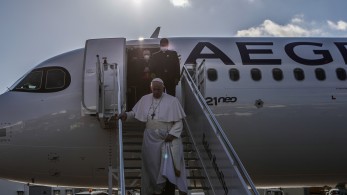 Πάπας για ομόφυλα ζευγάρια: Ευλογούνται οι άνθρωποι, όχι η σχέση