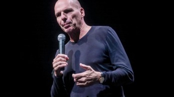 Βαρουφάκης για το 2015: «Ο Τσίπρας επέβαλε στον ελληνικό λαό το πιο σκληρό μνημόνιο» (video) Βαρουφάκης για το 2015: «Ο Τσίπρας επέβαλε στον ελληνικό λαό το πιο σκληρό μνημόνιο» (video)