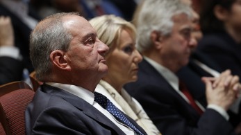 Στον «Κυνηγό» η... μάζωξη του Καραμανλή