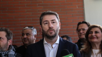Συναγερμός στο ΠΑΣΟΚ: οι Ευρωπαίοι Σοσιαλιστές ανοίγουν την πόρτα στον ΣΥΡΙΖΑ