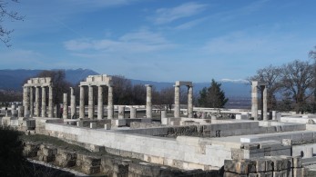 Το αναστηλωμένο  ανάκτορο του Φιλίππου Β' της Μακεδονίας, στις Αιγές (φωτό)