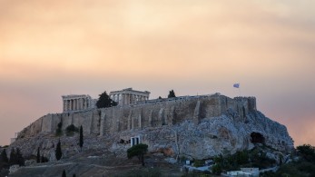 Ξενοδοχείο Cocomat: τα κονδύλια βρέθηκαν, η Ακρόπολη θα ξαναφανεί