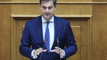 Χάρης Θεοχάρης: Σημαντικό βήμα κατά του λαθρεμπορίου αιθυλικής αλκοόλης