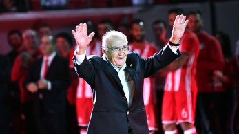 Πέθανε ο παλαίμαχος θρύλος του Ολυμπιακού Γιώργος Δαρίβας