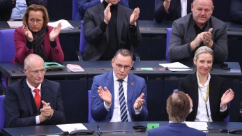 Γερμανία:  διαδηλώσεις κατά του AFD για σχέδια μυστικών συναντήσεων και μαζικής απέλασης μεταναστών