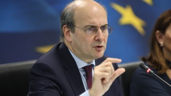 Κωστής Χατζηδάκης προς τράπεζες: Εξετάστε τη μείωση προμηθειών για τα POS