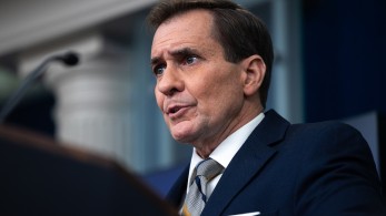 Λευκός Οίκος: Έχει σταματήσει η αμερικανική βοήθεια στην Ουκρανία