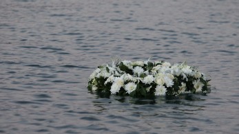 Δίκη για το Μάτι: «Με χειρουργείο ξεκόλλησαν τα καμένα κοριτσάκια μου» - Ράγισε καρδιές ο πατέρας των διδύμων