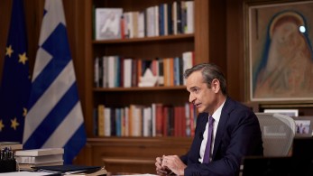 Αυτή είναι η ιστορία του ομόφυλου ζευγαριού που ανέφερε ο Μητσοτάκης (βίντεο)