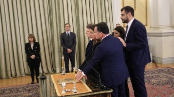 Ορκίστηκαν οι νέοι υπουργοί και υφυπουργοί Ορκίστηκαν οι νέοι υπουργοί και υφυπουργοί