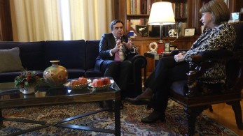 Συνάντηση Σακελλαροπούλου-Σχοινά: συζήτησαν για το Νέο Σύμφωνο για Μετανάστευση και Άσυλο