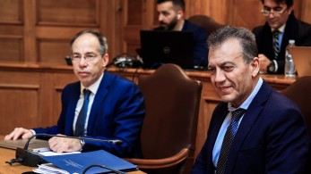 Βουλή: εγκρίθηκε στην αρμόδια Επιτροπή το νομοσχέδιο για την αποτροπή οπαδικής βίας