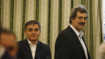 Επίθεση Πολάκη σε Τσακαλώτο: Εσύ και οι πέριξ σου φταίτε - Αν ξαναπροκαλέσεις...