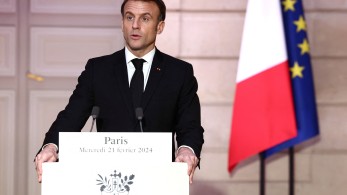 Γαλλία-Μακρόν κατά Πούτιν: «Παραμένουμε στο πλευρό του ουκρανικού λαού»