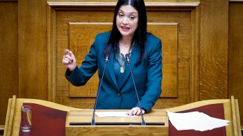 Διάσπαση στο ΠΑΣΟΚ λόγω των μη κρατικών πανεπιστημίων: Υπερψηφίζει η Γιαννακοπούλου