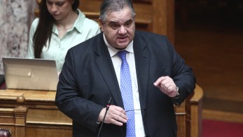 Σπανάκης για τη βόμβα στη Σταδίου: Οι ζημιές ήταν εκτεταμένες – Το υπουργείο λειτουργεί κανονικά