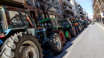 Συνεπής στις δεσμεύσεις της σε αγρότες και βιομηχανία η κυβέρνηση - Τι προβλέπεται για «πράσινο» ρεύμα