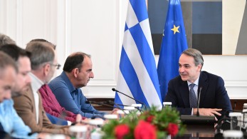 Μητσοτάκης: Φθηνότερο ρεύμα στους αγρότες για 2+8 χρόνια - Προκαταβολή ΕΦΚ στα τέλη Μαρτίου