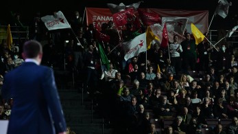 Οι… γραφικοί κλακαδόροι και οι «διάλογοι» με τον Κασσελάκη Οι… γραφικοί κλακαδόροι και οι «διάλογοι» με τον Κασσελάκη