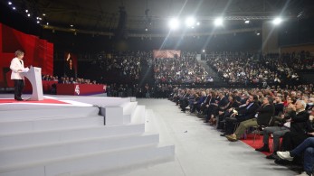 Στέφανος Κασσελάκης: ένας πρόεδρος με… τρίμηνη σύμβαση εργασίας