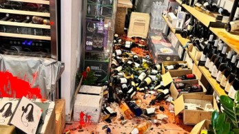 Στο «δουκάτο» των Εξαρχείων όλα τα ωραία έχουν άσχημο τέλος