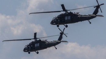 ΗΠΑ: ξεκίνησαν τα αντίποινα στο Ιράν - Αεροπορικές επιδρομές σε Συρία και Ιράκ