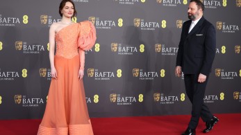 Βραβεία BAFTA: η Έμα Στόουν κέρδισε το βραβείο τη καλύτερης ηθοποιού στην ταινία του Γιώργου Λάνθιμου