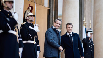 Η Ελλάδα πληρώνει πρόωρα τη Γαλλία - γαλλικά ΜΜΕ κριτικάρουν Μακρόν