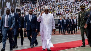 Σενεγάλη: ο πρόεδρος Μακί Σαλ ανακοίνωσε την αναβολή των προεδρικών εκλογών