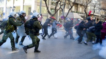 Θεσσαλονίκη: πεδίο μάχης με πέτρες και χημικά το ΑΠΘ - 7 προσαγωγές