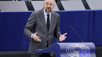 Σαρλ Μισέλ: Η ΕΕ να επενδύσει περισσότερο στην αμυντική βιομηχανική της βάση